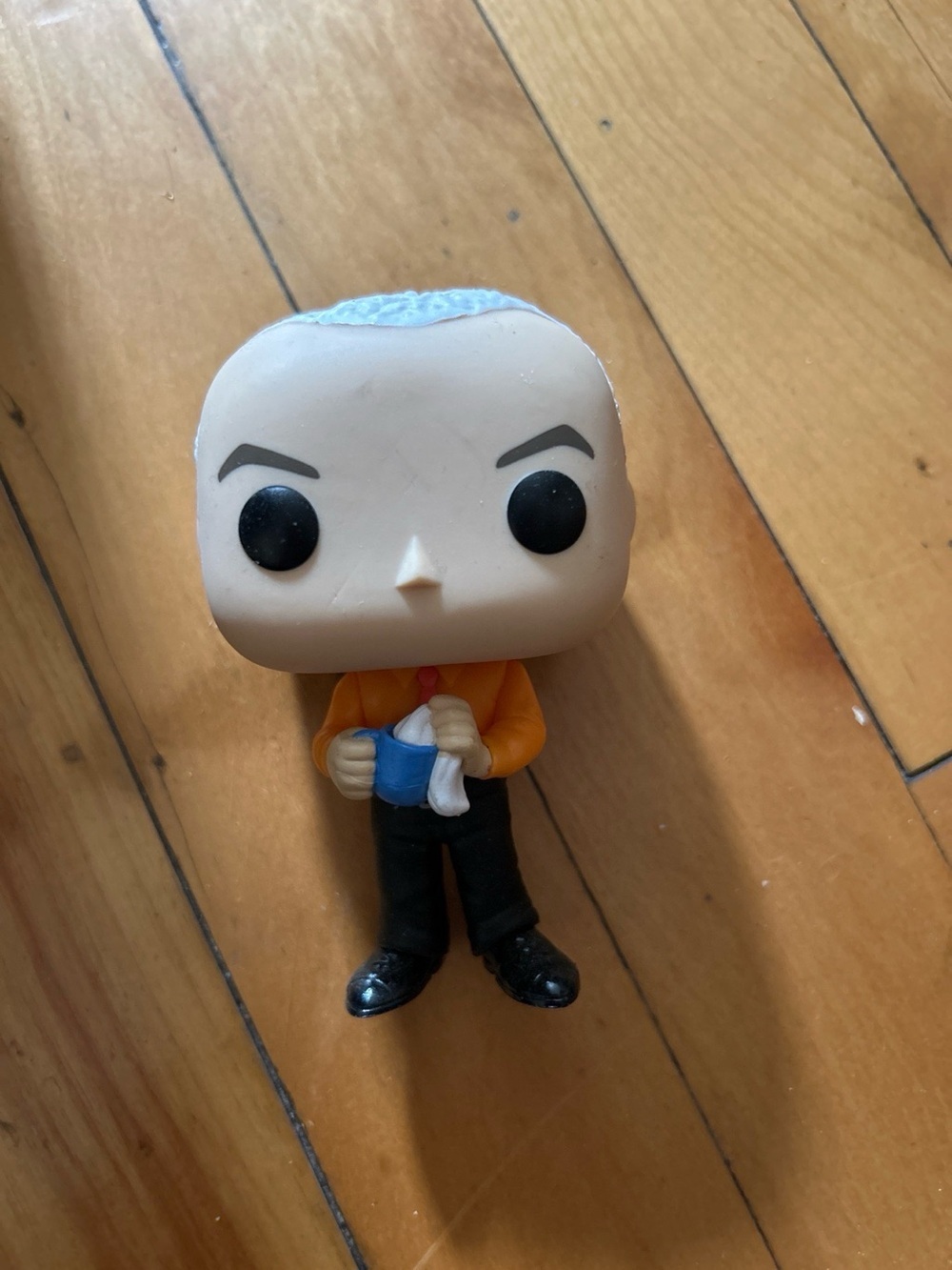Friends TV Show 11 Piece Mega Bundle. Funko Pops, Wallet, plus bonus 2 keychains - Picture 5 of 12